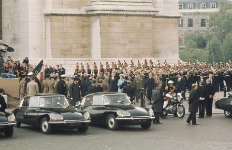 visite_de_la_reine_dangleterre_en_france_-_ds_presidentielle_-_1972.jpg